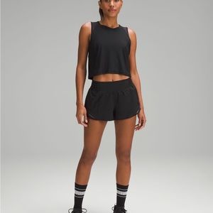 Black 2.5 high wasted lululemon size 6 hottie hot